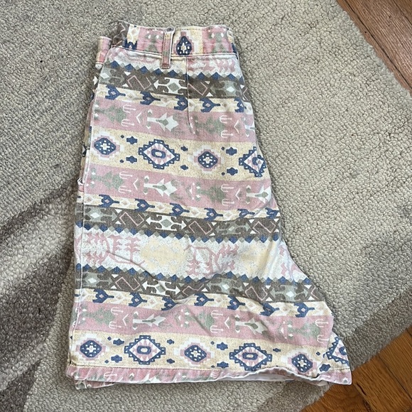 VINTAGE SOUTHWEST BARBIE DENIM SHORTS - Picture 2 of 4